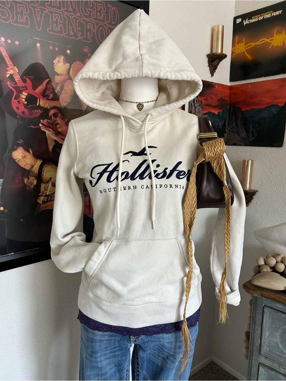 Vintage Y2K Hollister Sweatshirt Womens Size XS Cream Hoodie Logo Fleece Pocket